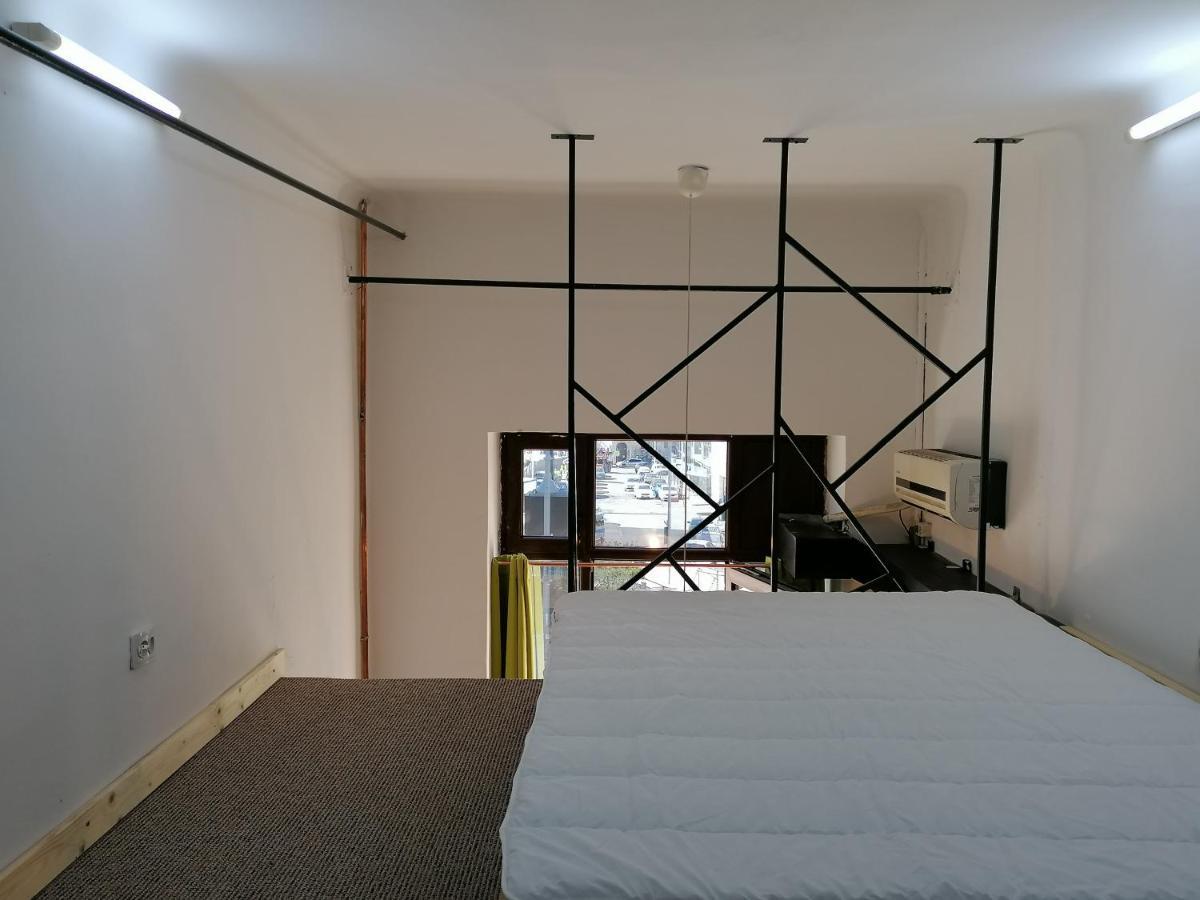 Studio54 Bukarest Exteriör bild